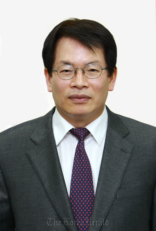 Kim Moon-soo