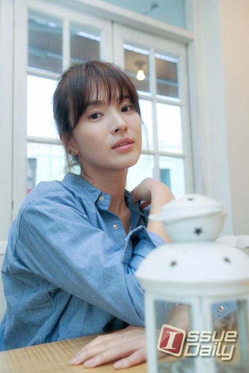 송혜교 탤런트, 영화배우