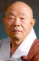 법전 승려 출생1926년 4월 27일 (전라남도 함평)소속대한불교조계종 (종정)