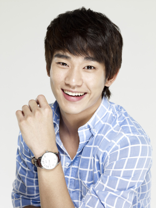 김수현 탤런트