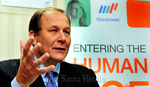 맨파워코리아 회장. 박현구 기자phko@heraldm.com 2011.11.10
Jeff Joerres, CEO of ManpowerGroup. Park Hyun-koo/The Korea Herald