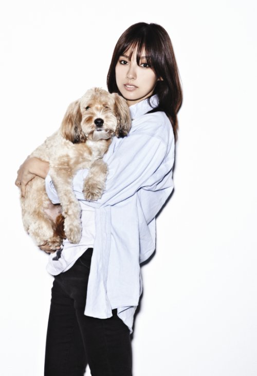 Singer and KAWA supporter Lee Hyo-ri KAWA
이효리 가수