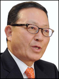 윤영두 기업인 출생 1951년 10월 14일 (광주광역시)소속 아시아나항공 (사장)