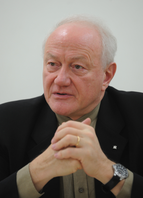 Francesco Bandarin, assistant director-general for culture of
UNESCO, speaks during an interview with The Korea Herald in
Seoul on Thursday. (Lee Sang-sub/The Korea Herald)
반다린 (Francesco Bandarin) 세계유산센터 소장