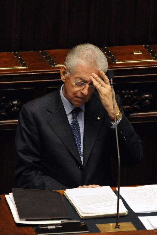 <YONHAP PHOTO-2241> Italian Prime Minister Mario Monti takes place at the Italian parliament to present his economic programme on November 17, 2011 in Rome. Italy's new Prime Minister Mario Monti is set to unveil his economic programme Thursday, under heavy scrutiny from global leaders, financial markets and parliamentarians wary of hard-hitting reforms. AFP PHOTO / TIZIANA FABI /2011-11-17 22:40:40/ <저작권자 ⓒ 1980-2011 ㈜연합뉴스. 무단 전재 재배포 금지.>\r\n<YONHAP PHOTO-2241> Italian Prime Minister Mario Monti takes place at the Italian parliament to present his economic programme on November 17, 2011 in Rome. Italy's new Prime Minister Mario Monti is set to unveil his economic programme Thursday, under heavy scrutiny from global leaders, financial markets and parliamentarians wary of hard-hitting reforms. AFP PHOTO / TIZIANA FABI /2011-11-17 22:40:40/ <저작권자 ⓒ 1980-2011 ㈜연합뉴스. 무단 전재 재배포 금지.>\r\n마리오 몬티 (Mario Monti) 정치인, 대학총장(이탈리아)