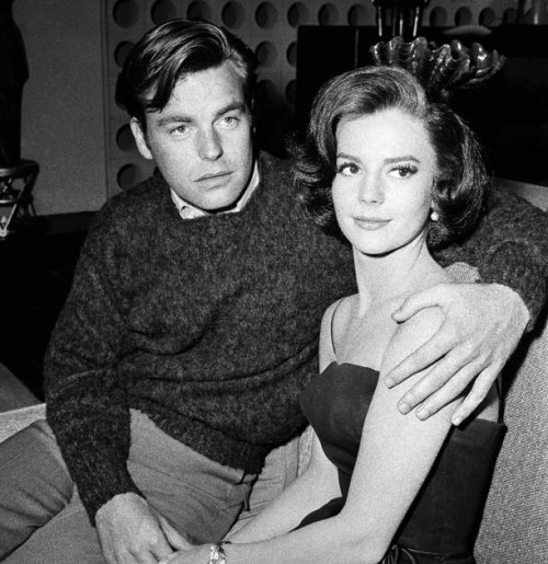 In a Nov. 25, 1959 file photo, Natalie Wood and her husband Robert Wagner are made up for their roles in "All The Fine Young Cannibals," in Los Angeles. Dennis Davern, captain of the yacht Splendour, which Wood was aboard at the time of her death, said on national TV Friday, Nov. 18, 2011 that he lied to investigators about Natalie Wood's mysterious death 30 years ago and blames the actress' husband at the time, Robert Wagner, for her drowning in the ocean off Southern California. (AP)