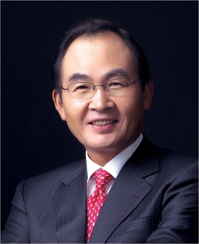 윤은기 정무직공무원, 전 대학총장 출생 1951년 3월 18일(충청남도)소속 중앙공무원교육원(원장)