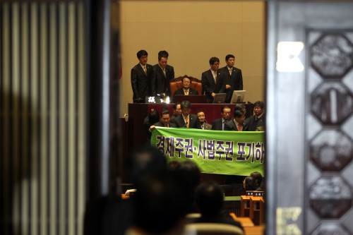 국회 본회의 FTA통과. 박현구 기자phko@heraldm.com 2011,11 22\r\n국회 본회의 FTA통과. 박현구 기자phko@heraldm.com 2011,11 22