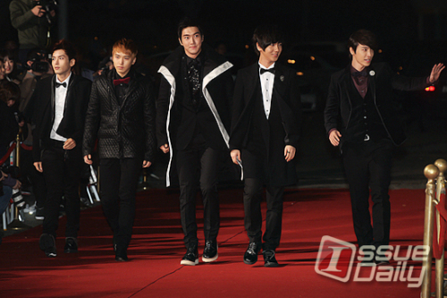 슈퍼주니어(Super Junior) 가수 멤버 이특,희철,한경,예성,강인,신동,성민, 은혁,동해,시원,려욱,기범,규현
