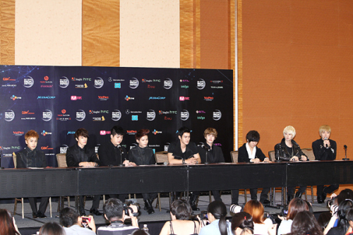 슈퍼주니어(Super Junior) 가수 멤버 이특,희철,한경,예성,강인,신동,성민,은혁,동해,시원,려욱,기범,규현