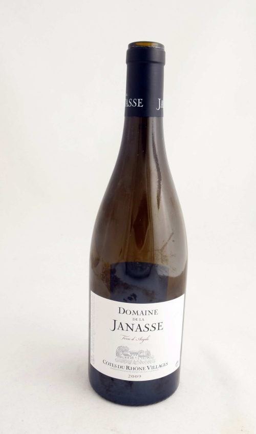 The 2009 Domaine de la Janasse Cotes-du-Rhone Villages Terre d’Argile is no simple red, its a blend of 55 percent Grenache with lesser amounts of Syrah, Carignan, Cinsault and Mourvedre.
Los Angeles Times/MCT