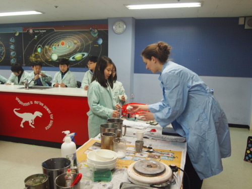 서울 풍납동 영어마을 수업모습.