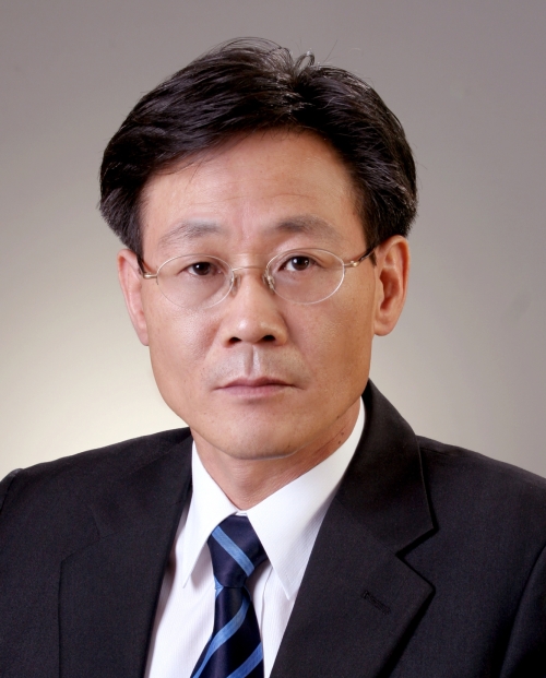 Shin Dong-youb
Kwon Hyuk-cheol