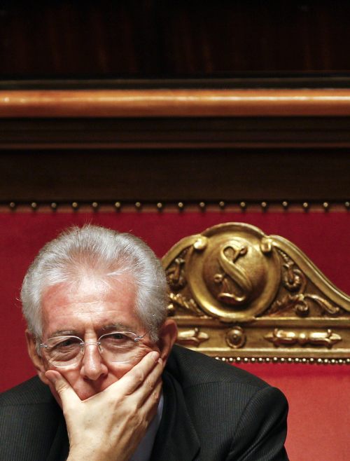 <YONHAP PHOTO-0627> Italian Prime Minister Mario Monti looks on at the Senate in Rome December 5, 2011. Monti, the respected head of a technocrat "Save Italy" government, impressed investors with a 30-billion euro package of painful and rigorous austerity measures unveiled on Sunday. REUTERS/Tony Gentile (ITALY - Tags: POLITICS BUSINESS)/2011-12-06 07:25:36/ <저작권자 ⓒ 1980-2011 ㈜연합뉴스. 무단 전재 재배포 금지.>\r\n<YONHAP PHOTO-0627> Italian Prime Minister Mario Monti looks on at the Senate in Rome December 5, 2011. Monti, the respected head of a technocrat "Save Italy" government, impressed investors with a 30-billion euro package of painful and rigorous austerity measures unveiled on Sunday. REUTERS/Tony Gentile (ITALY - Tags: POLITICS BUSINESS)/2011-12-06 07:25:36/ <저작권자 ⓒ 1980-2011 ㈜연합뉴스. 무단 전재 재배포 금지.>