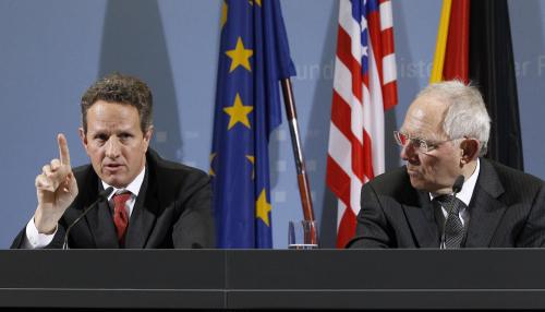 <YONHAP PHOTO-0053> German Finance Minister Wolfgang Schaeuble (R) and U.S.Treasury Secretary Timothy Geithner address the media after talks in Berlin December 6, 2011. REUTERS/Tobias Schwarz (GERMANY - Tags: POLITICS BUSINESS)/2011-12-07 01:55:03/ <저작권자 ⓒ 1980-2011 ㈜연합뉴스. 무단 전재 재배포 금지.>\r\n<YONHAP PHOTO-0053> German Finance Minister Wolfgang Schaeuble (R) and U.S.Treasury Secretary Timothy Geithner address the media after talks in Berlin December 6, 2011. REUTERS/Tobias Schwarz (GERMANY - Tags: POLITICS BUSINESS)/2011-12-07 01:55:03/ <저작권자 ⓒ 1980-2011 ㈜연합뉴스. 무단 전재 재배포 금지.>