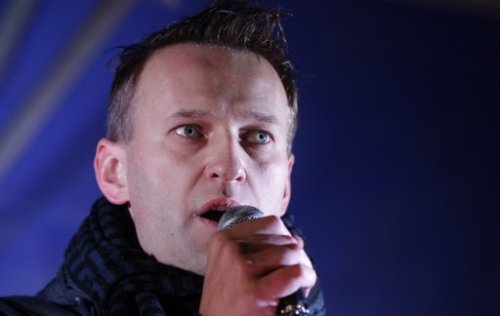 Alexei Navalny, one of Russia's best-known bloggers, chants anti-government slogans during an opposition rally in Moscow, Russia, Monday, Dec. 5, 2011.(AP)