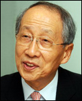 윤여준 신문인, 정당인 출생 1939년 10월 17일 (충청남도 논산)소속 재경일보 (회장)