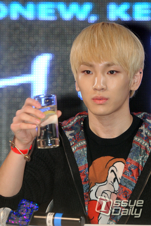샤이니 Key (김기범) 가수