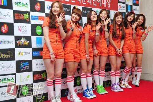 에이핑크 (A pink) 가수 멤버 손나은, 박초롱, 오하영, 정은지, 홍유경, 김남주, 윤보미