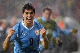루이스 수아레스 (Luis Suarez), 축구선수(리버풀 FC)(우루과이)/리버풀 수아레스, 인종 차별 발언 징계로 올시즌 사실상 마감