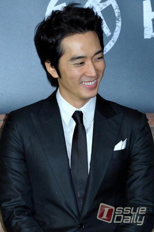 송승헌, 탤런트, 영화배우/ ‘레스토랑 대표’ 송승헌 “주위 사람들에게 맛있는 음식 대접하고파”