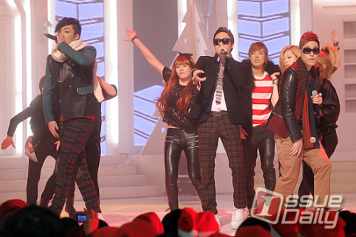 M.I.B, 가수(5Zic, KangNam, SIMS, Cream)/  관객들과 함께 호흡하는 ‘M.I.B’
