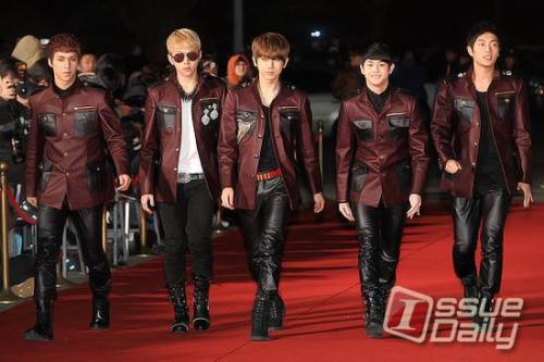 비스트(BEAST), 가수(윤두준, 양요섭, 장현승, 이기광, 용준형, 손동운)/비스트, 월드투어 나선다..14개국 21개 도시 확정