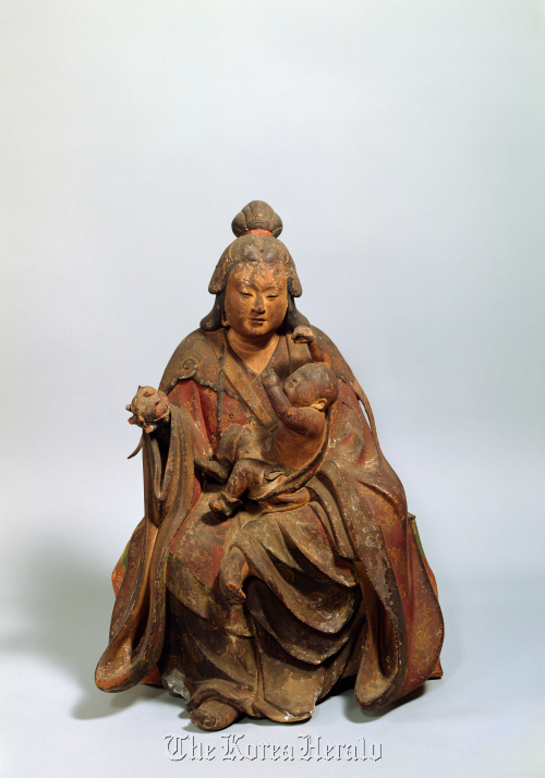 Seated Kariteimo ― Kamakura period, Onjoji Temple, Japanese Important Cultural Property. National Museum of Korea