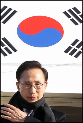 이명박, 대통령/北 ‘김정은 체제’재편 새 변수...대북 리스크 유연한 접근 무게... 北안정 최우선 원칙…6자재개 대화 유도도