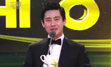 신하균 KBS연기대상 수상