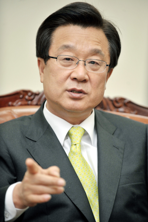 강재섭 한나라당 대표.양동출dcyang@heraldm.com/080508/\r\n강재섭 한나라당 대표.양동출dcyang@heraldm.com/080508/