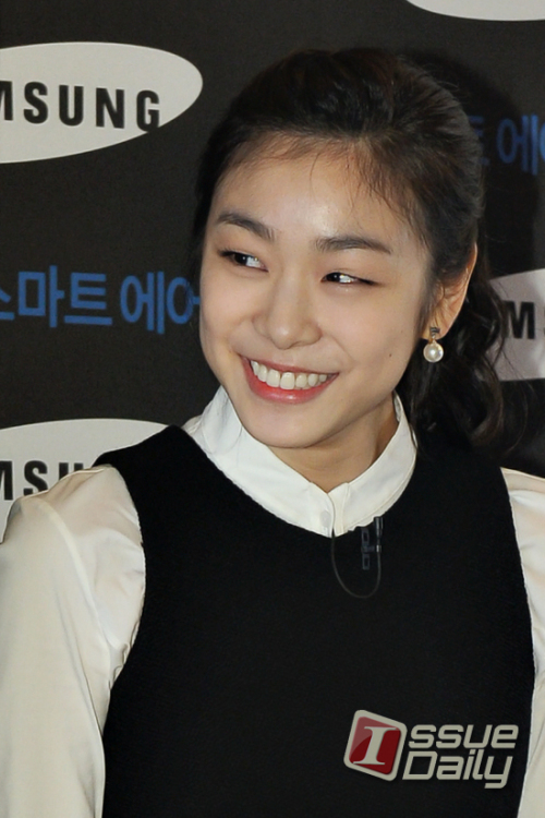 김연아, 피겨스케이팅 선수(올댓스포츠)/  ‘피겨여왕’ 김연아의 미소~