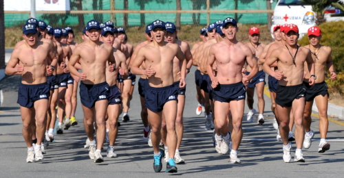 보도사진2 / 세계최강 해군 해난구조대 SSU 동계 혹한기 훈련