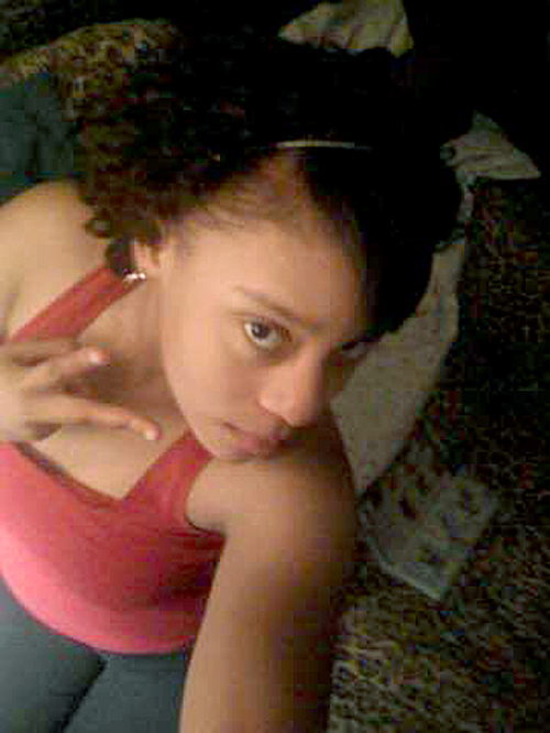 <YONHAP PHOTO-0338> This undated file photo provided by WFAA-TV News shows Jakadrien Lorece Turner, a Texas teen who ran away more than a year ago, her family said. Immigration officials say they're investigating the circumstances under which Turner was deported to Colombia after providing a false identity. She was located in Bogota by Dallas police, with help from Colombian and U.S. officials. (AP Photo/Courtesy of WFAA-TV)/2012-01-06 08:35:38/ <저작권자 ⓒ 1980-2012 ㈜연합뉴스. 무단 전재 재배포 금지.>
Jakadrien Lorece Turner, who was sent to Colombia after claiming to be illegal immigrant. AP-Yonhap News