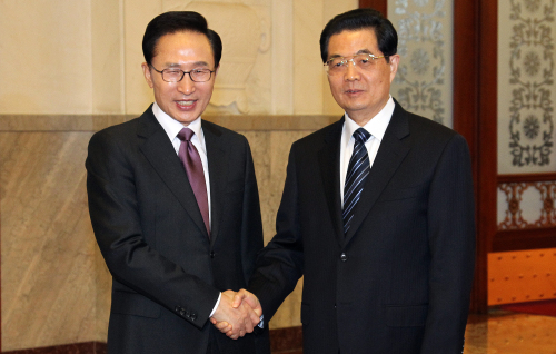 Seoul to take first step to open FTA talks with China/(연합)