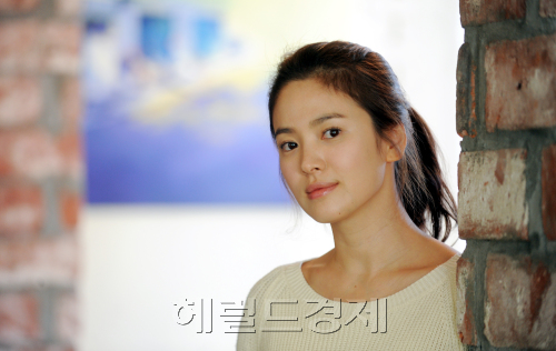 영화 '오늘' 주연배우 송혜교 인터뷰./ 안훈기자 rosedale@ 2011.10.19\r\n영화 '오늘' 주연배우 송혜교 인터뷰./ 안훈기자 rosedale@ 2011.10.19
