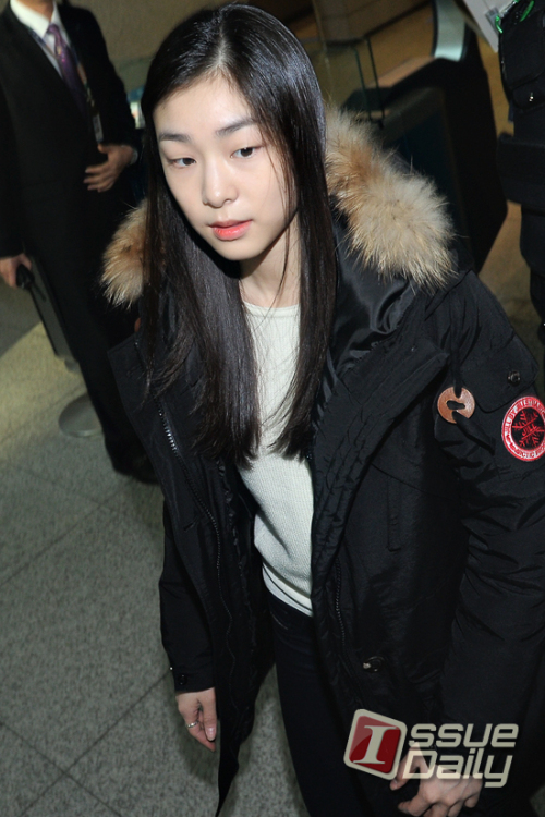 김연아, 피겨스케이팅 선수(올댓스포츠)/ <포토뉴스> 김연아, 청순한 대학생 스타일~