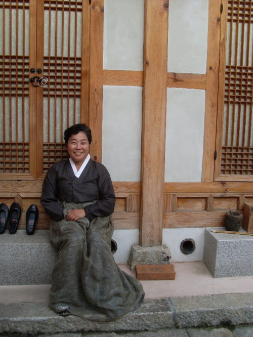 이나경, 아라가야 (디자이너)/ 한복디자이너 이나경의 ‘우리옷’ 예찬론