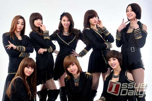 나인뮤지스(Nine Muses), 가수(세라, 민하, 은지, 이샘, 이유애린, 혜미, 현아, 경리)/<포토뉴스> 8인조로 새롭게 변신한 ‘나인뮤지스’