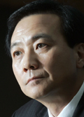 박병엽, 팬택계열(대표이사 부회장), 금호타이어 (사외이사), 고려대학교 (겸임교수)/다시 일어선 오뚝이 박병엽…팬택號 진두지휘