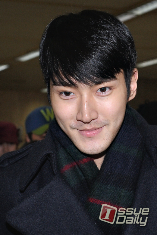 시원(최시원), 가수(슈퍼주니어), 탤런트/<포토뉴스> 슈퍼주니어 최시원, 걸어다니는 조각상!