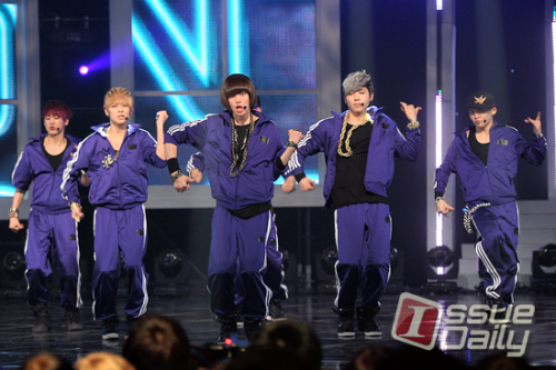 틴탑(TEEN TOP), 가수9C.A.P, 니엘, Ricky, L.Joe, 창조, 천지)/<포토뉴스> 신곡으로 돌아온 ‘틴탑’
