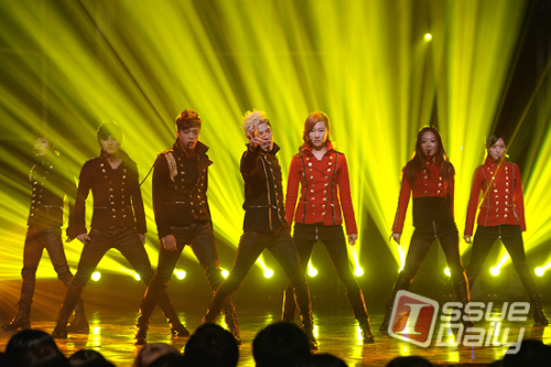 퍼스트(F1RST), 가수(라쿤, 설희, 한샘, 제니, 정훈, 민경, 도아)/ <포토뉴스> F1RST ‘Ma Ma My’