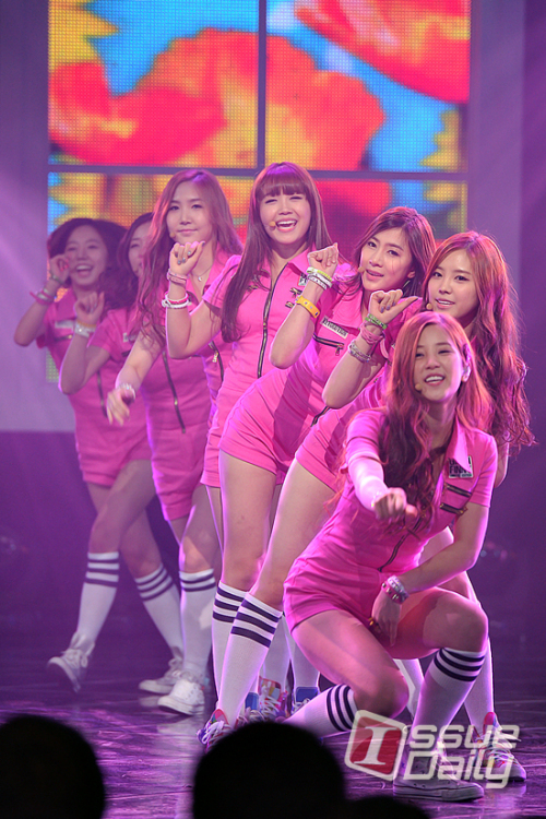 에이핑크 (A pink), 가수(손나은, 박초롱, 오하영, 정은지, 홍유경, 김남주, 윤보미)/  <포토뉴스> 男心 녹이는 에이핑크!