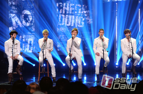 엠블랙(MBLAQ), 가수(승호, 지오, 이준, 천둥, 미르)/<포토뉴스> 엠블랙, 남자가 되어 돌아왔다!