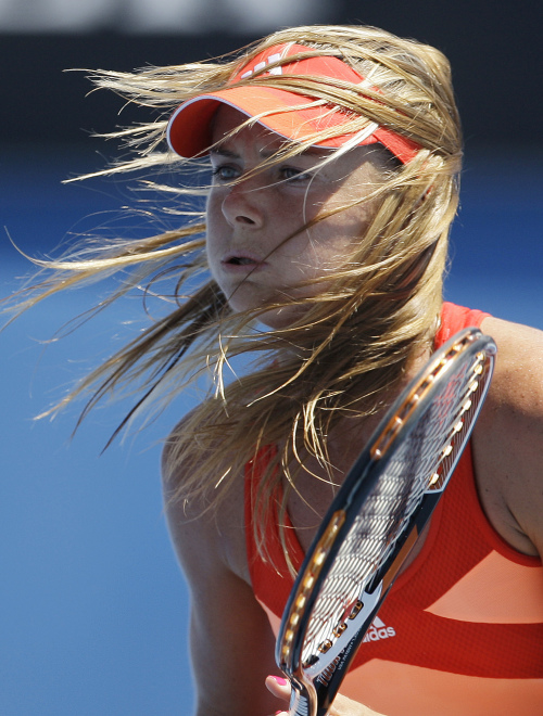 <YONHAP PHOTO-0629> Slovakia's Daniela Hantuchova waits for a return during her first round match against Varvara Lepchenko of the US at the Australian Open tennis championship, in Melbourne, Australia, Monday, Jan. 16, 2012. (AP Photo/Aaron Favila)/2012-01-16 11:45:14/ <저작권자 ⓒ 1980-2012 ㈜연합뉴스. 무단 전재 재배포 금지.>
Daniela Hantuchova waits for a return during the Australian Open on Monday.  AP-Yonhap News