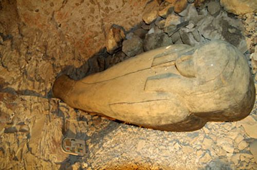 <YONHAP PHOTO-1656> A handout picture released by Egypt's Supreme Council of Antiquities on January 15, 2012 shows the grave of Nany of the 22nd Dynasty, a singer of the Egyptian deity Amun-Re, which was discovered near the Temple of Karnak in the southern ancient city of Luxor during excavations by Swiss archaeologists. RESTRICTED TO EDITORIAL USE - MANDATORY CREDIT "AFP PHOTO / HO / SCA " - NO MARKETING NO ADVERTISING CAMPAIGNS - DISTRIBUTED AS A SERVICE TO CLIENTS /2012-01-15 22:54:06/ <저작권자 ⓒ 1980-2012 ㈜연합뉴스. 무단 전재 재배포 금지.>
The grave of Nany of the 22nd Dynasty, a singer of the Egyptian deity Amun-Re, which was discovered near the Temple of Karnak in the ancient city of Luxor by Swiss archaeologists.  AFP-Yonhap News