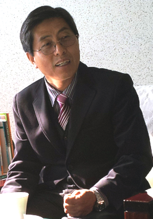윤용권 홍천군 농업기술센터 소장