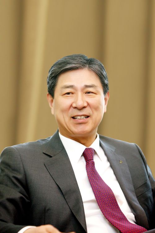 서종욱, 대우건설 (대표이사 사장)/ ‘건설산업의 융합’ 화두 제시한 대우건설 서종욱 사장...2012년은 산업은행과의 시너지 발휘 원년 될 것