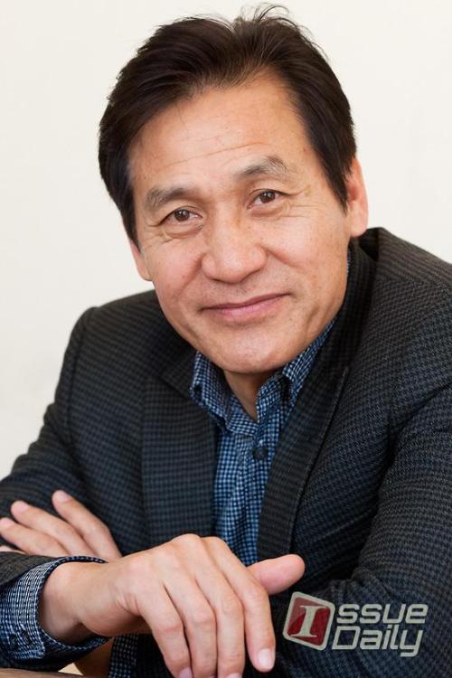 안성기, 영화배우/ 안성기 “정치도, 사랑도 작품에서만 하고 싶다”